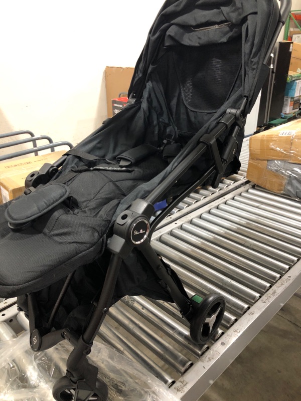 Photo 5 of **MISSING ONE HANDLE, ONE DAMAGED** Silver Cross Jet  Full Size TSA Approved Infant & Toddler Stroller, Lightweight Airplane Travel Pram, Compact One Hand Fold Baby Strollers W/Water Resistant Rain Cover, Holds Newborn (Black)