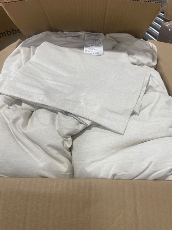 Photo 1 of 104x90 Beige Comforter 3 Piece Set