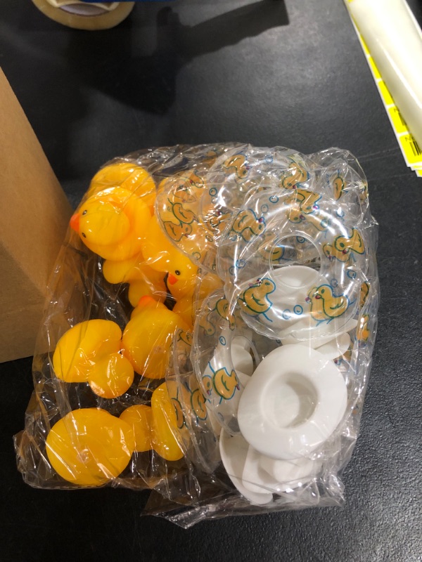 Photo 1 of 12 Pcs Cowboy Rubber Duck Bulk Mini Car Yellow Duckies Bath Toys Party Favor with Hat Swim Ring Necklace Sunglasses Duck Car Dashboard Decoration for Bathtub Shower Swimming Birthday Supplies 