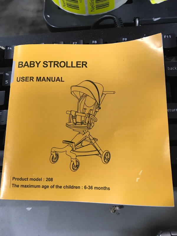 Photo 1 of baby stroller 
