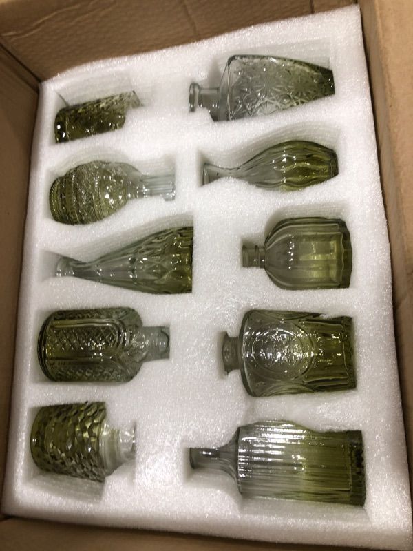 Photo 2 of 20 Pcs Glass Bud Vase Set Small Vases for Flowers Vintage Flower Vase in Bulk Cute Glass Vases for Centerpieces Rustic Decorative Glass Vase for Wedding Table Home Christmas Decoration (Green)