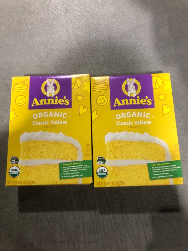 Photo 2 of 2 Annie's Organic, Non-GMO Classic Yellow Cake Mix, 21 oz