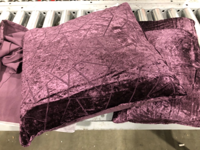 Photo 3 of  Deep Purple Blanket  & throw pillows sheets set (size unknown)