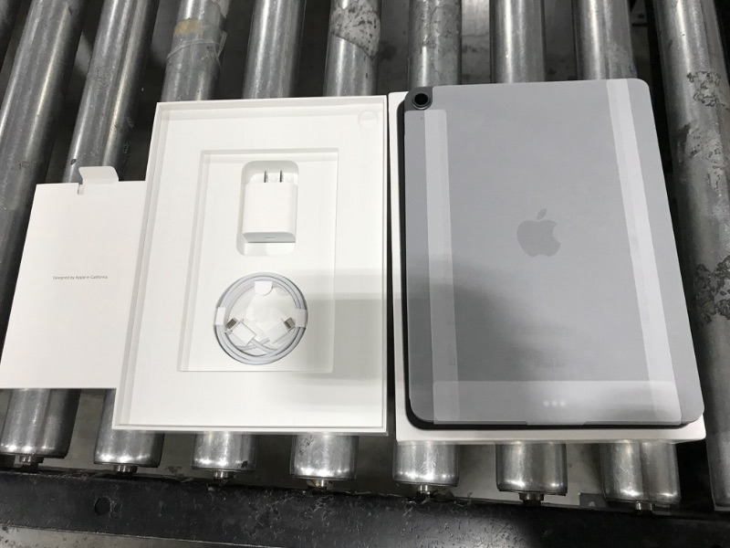 Photo 5 of Apple iPad Air (5th Generation): with M1 chip, 10.9-inch Liquid Retina Display, 64GB, Wi-Fi 6, 12MP front/12MP Back Camera, Touch ID, All-Day Battery Life – Space Gray WiFi Space Gray 64GB