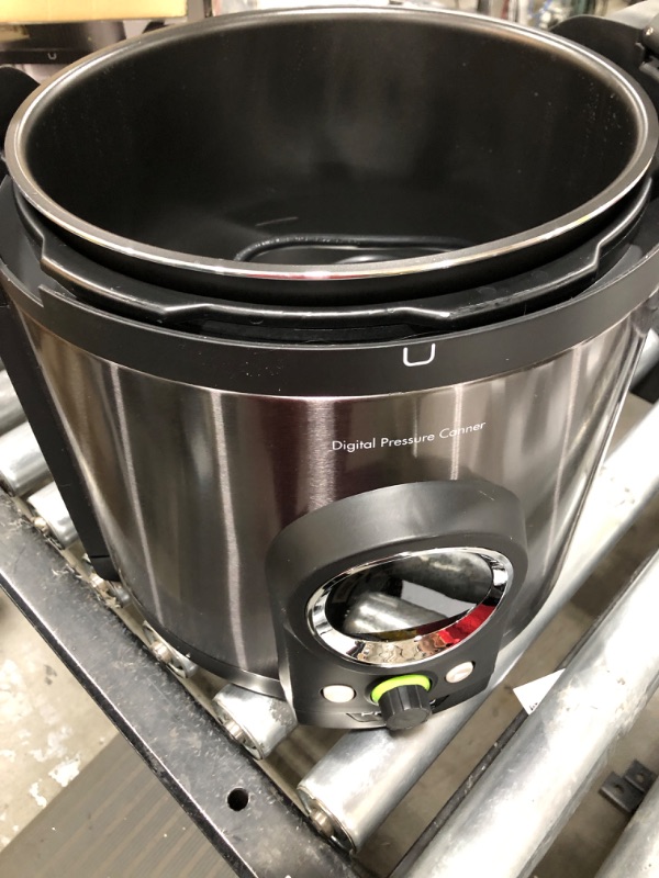 Photo 4 of 12 Qt Electric Pressure Canner