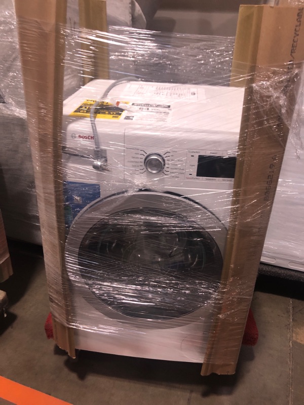 Photo 2 of Bosch 500 Series 2.2-cu ft High Efficiency Stackable Smart Front-Load Washer (White) ENERGY STAR
