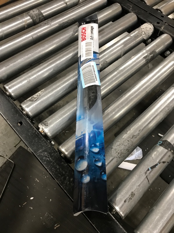 Photo 2 of BOSCH Clear Advantage 19CA Beam Wiper Blade - 19" (Single) 19CA (19")