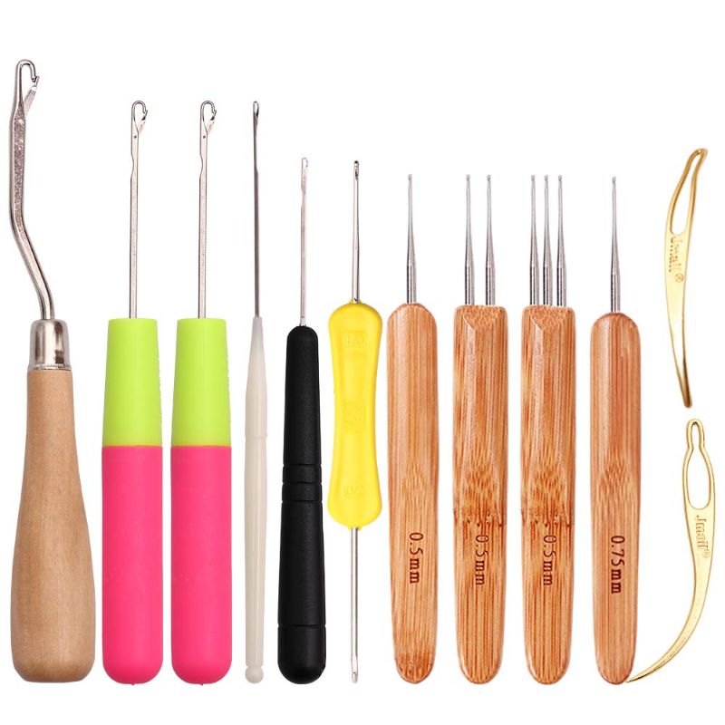 Photo 1 of 12pcs Dreadlocks Crochet Hook Set Crochet Braids Hair Locking Tool with Wooden Handle Loc Tools Weaving Needles Craft Bent Latch Hook Tool Crochet Needle Hooks for Hair Braids