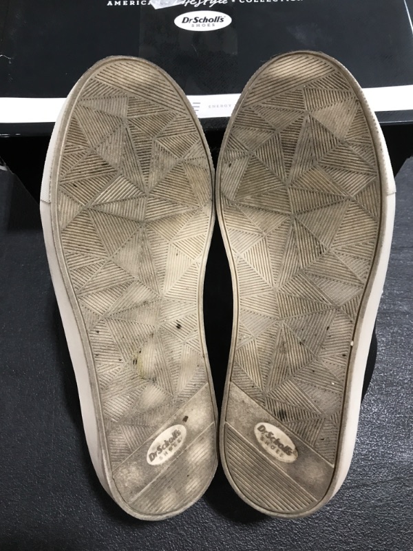 Photo 1 of Dr. Scholl's Women's No Chill Sport Slip-on Shoes Black, 9 - Women's Casual at Academy Sports. SIZE 9M. PRIOR USE. 
