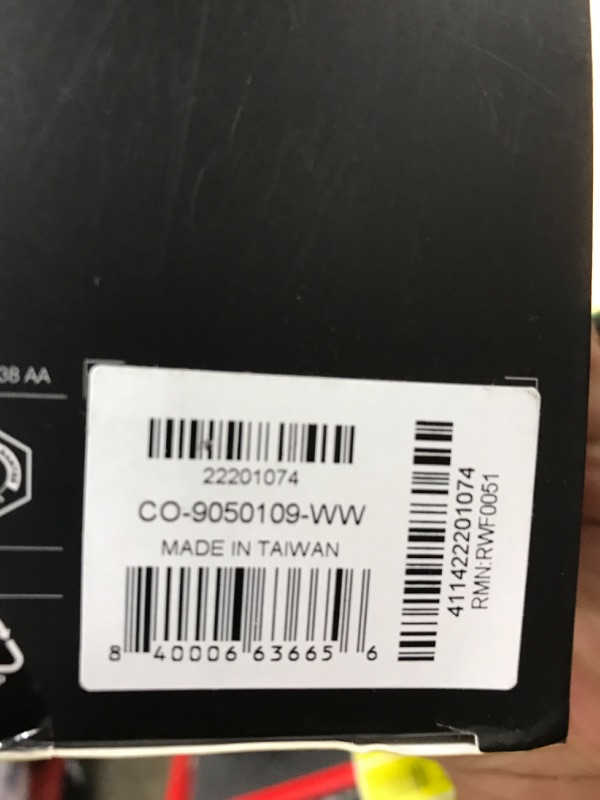 Photo 3 of CORSAIR iCUE SP120 RGB ELITE Performance 120mm PWM Triple Fan Kit with iCUE Lighting Node CORE (Pack of 3), Black 3 Pack with Lighting Node CORE 120mm