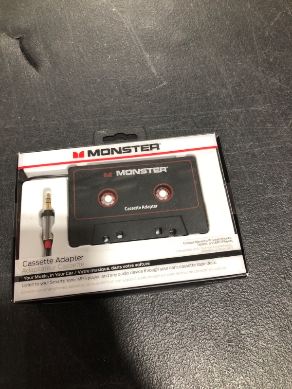 Photo 2 of Monster MBL 800 CAS-ADPT V2 WW High Performance 800 Cassette Adapter to 1/8" Mini 3 Feet