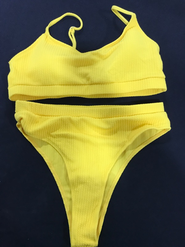 Photo 1 of [Size L] 2 pc Yellow Bikini