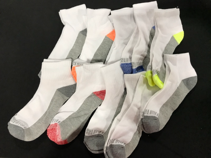 Photo 1 of [Size M] 10 Pairs of Fruit of the Loom Socks