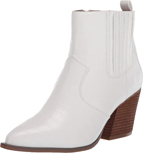 Photo 1 of [Size 6.5] ZBY Ladies Bootlets- White