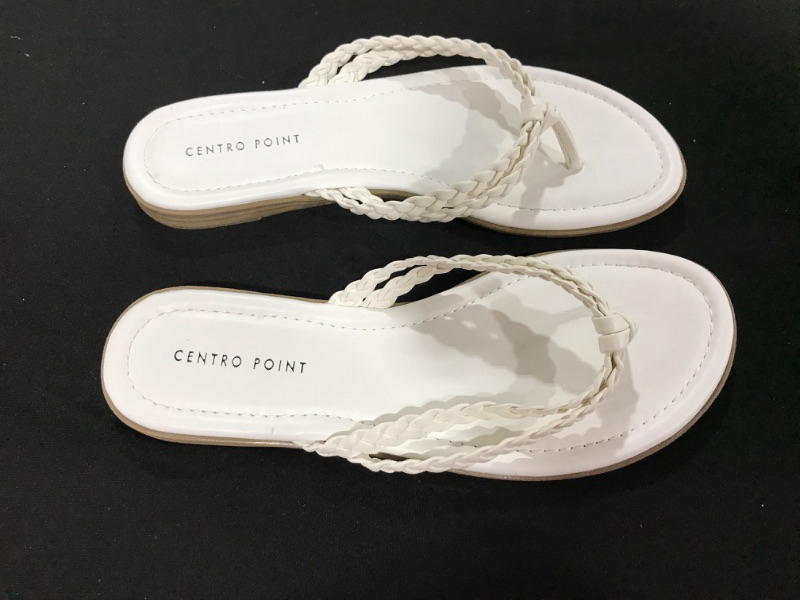 Photo 1 of [Size M] Ladies Slip Ons- White