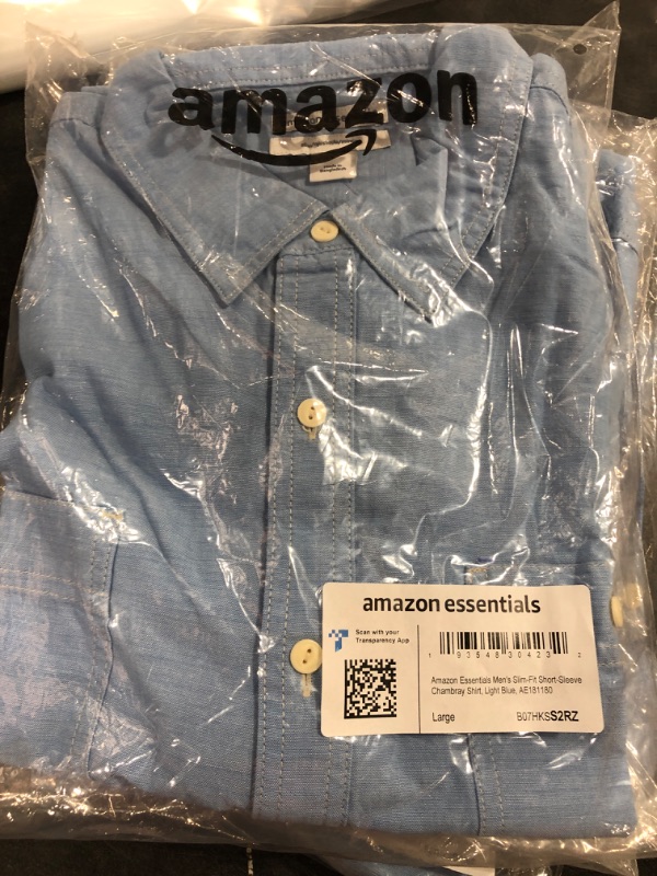 Photo 2 of Amazon Essentials Men's Slim-Fit Short-Sleeve Chambray Shirt Large Light Blue
SIZE L