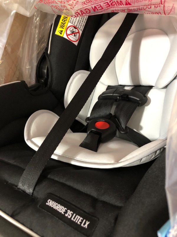 Photo 4 of Graco SnugRide 35 Lite LX Infant Car Seat, Studio SnugRide 1 Count (Pack of 1) Studio