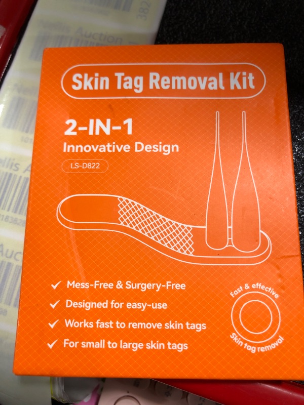Photo 1 of 2-in-1 Skin Tag Removal Kit