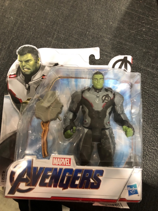 Photo 2 of Avengers Marvel Endgame Team Suit Hulk Deluxe Figure