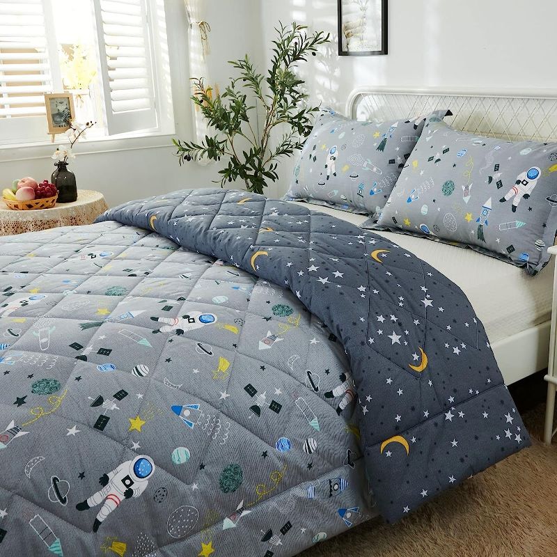 Photo 1 of Brandream Kids Space Bedding Set Boy Girl 100% Cotton Space Rocket Galaxy Comforter Set 3-Piece Twin Size
