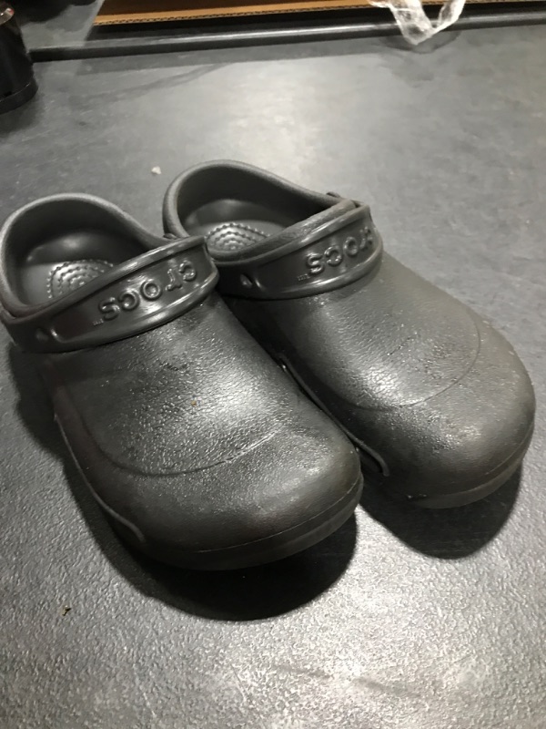 Photo 2 of [Size M-7, W-9] Crocs Unisex-Adult Bistro Clogs, Slip Resistant Work Shoes- Black
