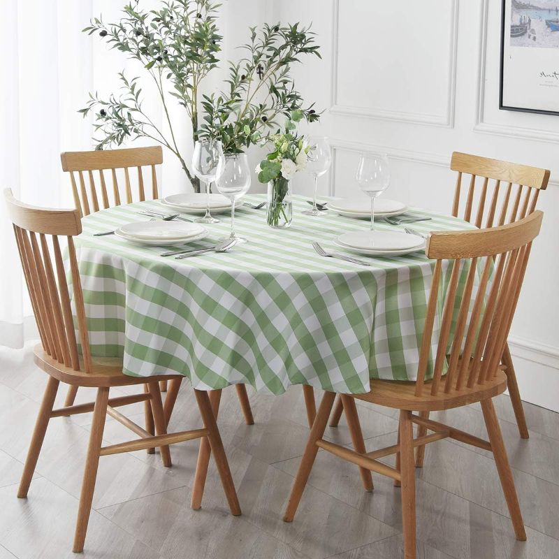 Photo 1 of 
maxmill Round Checkered Tablecloth Spillproof Antiwrinkle Heavy Weight Gingham Table Cloth for Circular Table Cover Buffalo Plaid fo