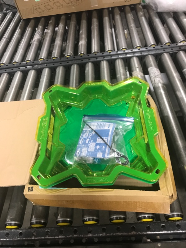 Photo 2 of Beyblade Burst Evolution Star Storm Battle Set (Amazon Exclusive) Frustration-Free Packaging