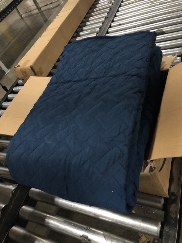 Photo 2 of 100% Cotton Quilt Set King Size, Navy Blue Pre-washed 3-Piece Bedspread Coverlet Set