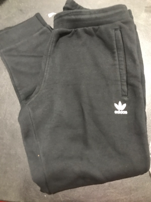 Photo 1 of [Size XL] ADIDAS ESSENTIALS FLEECE REGULAR TAPERED PANTS- Black
