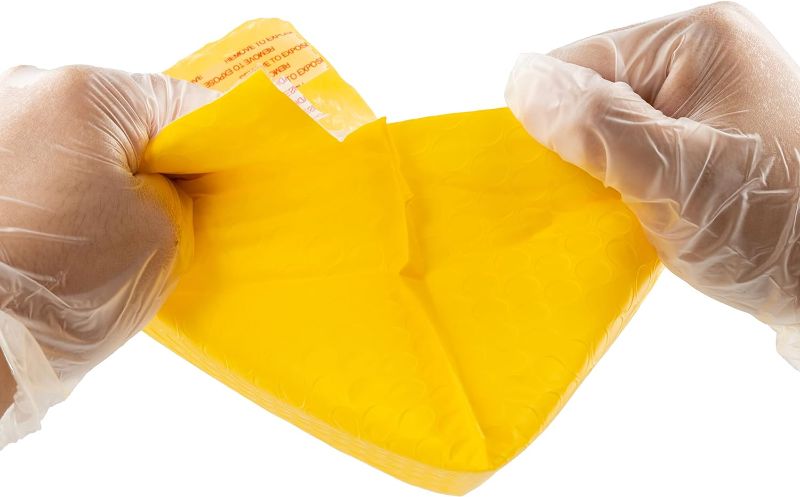 Photo 2 of DGSLTENV 16x11" Side-Opening Yellow Bubble Mailers (25-Pack)