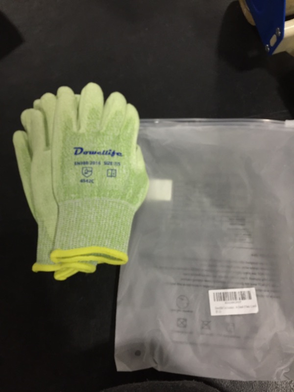 Photo 1 of 3 Pack Cut Resistant Gloves 