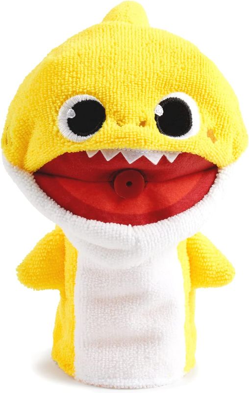 Photo 1 of BABY SHARK  SPLASH AND SPRAY BATH BUDDY