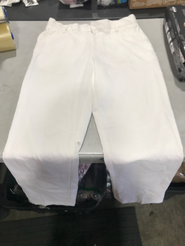 Photo 1 of 34x32 Generic Classic White Pants