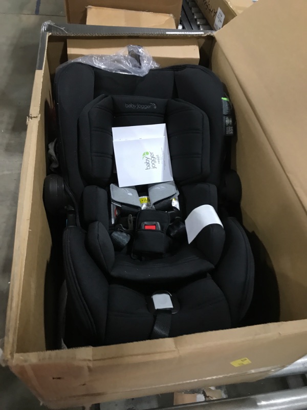 Photo 2 of Baby Jogger City GO 2 Infant Car Seat, Pike with Leatherette City