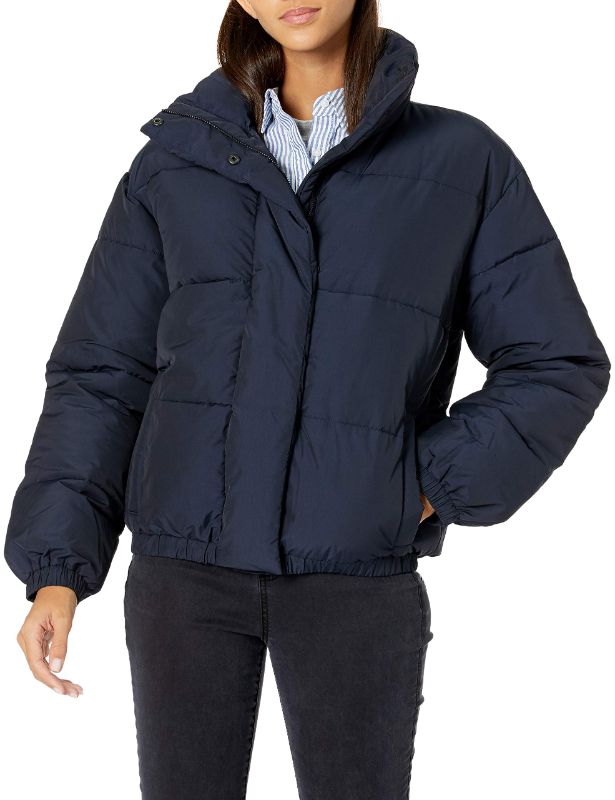 Photo 1 of Amazon Essentials Women's Relaxed-Fit Mock-Neck Short Puffer Jacket , 4XL, Navy