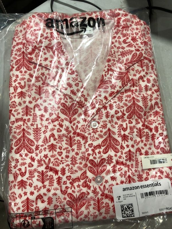 Photo 2 of Amazon Essentials Holiday Family Matching Pajama Sets Men's Medium White Forest - Flannel Set