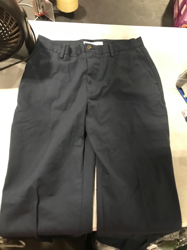 Photo 2 of Amazon Essentials Men's Classic-Fit Wrinkle-Resistant Flat-Front Chino Pant (Available in Big & Tall) / size 32w x 31L