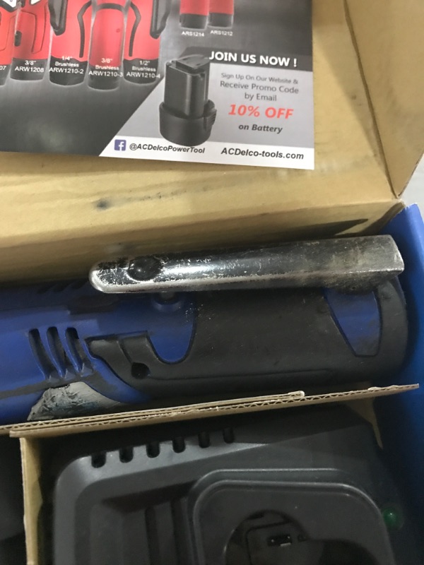 Photo 4 of ACDelco G12 Series 12V 3/8“ Cordless Ratchet Wrench Combo Kit with 1 Battery (ARW1209P-18T-VB)