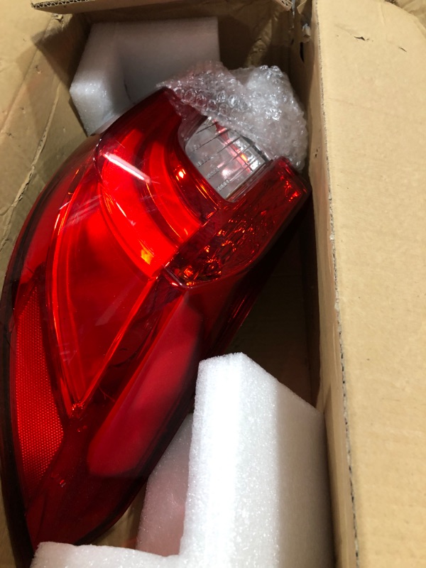 Photo 2 of Clidr Tail Light for Honda Accord Sedan 2018-2021 Rear Outer Taillamp Assembly Replacement Passenger Right Side