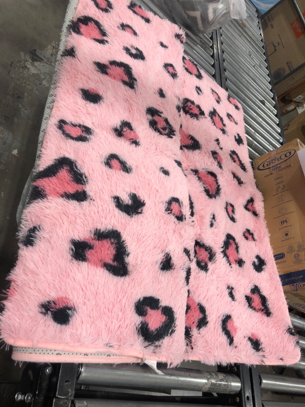 Photo 1 of 4'X6' PINK CHEETAH PRINT AREA RUG