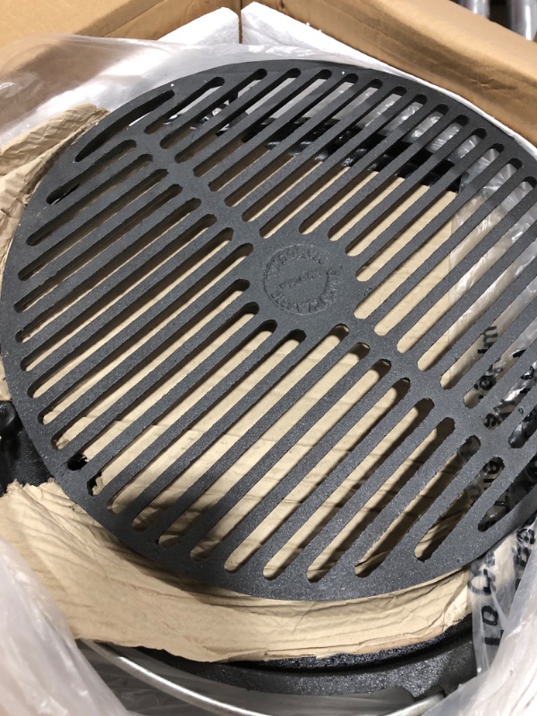 Photo 2 of Cajun Classic Round Seasoned Cast Iron Charcoal Hibachi Grill - GL10447