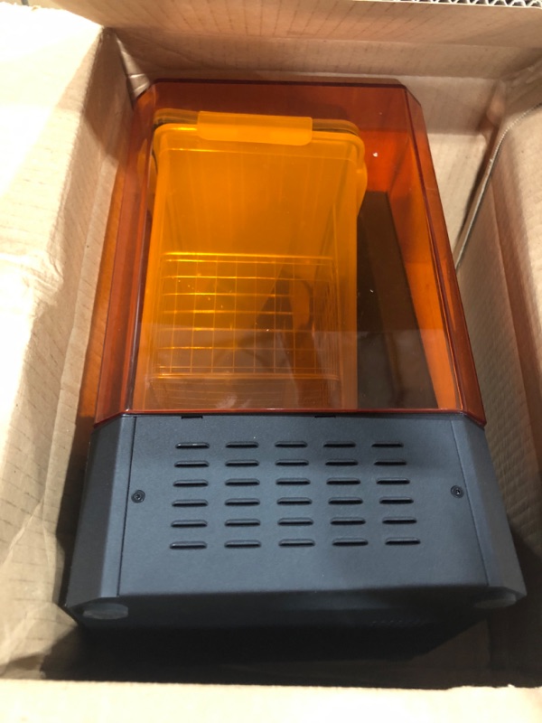 Photo 1 of Creality 3D UW-01 Washing and Curing Machine 2 in 1 UV Curing Rotary Box Bucket for LCD/DLP/SLA Resin 3D Printer Models 7.42x6x7.8 inches Transparent Visiblet