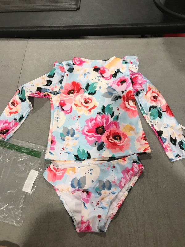 Photo 2 of CHILDRENSTAR Girls Swimsuit Rash Guard Long Sleeve Swimwear Two Piece Bathing Suit Beach UPF 50+ Floral J99 4-5T