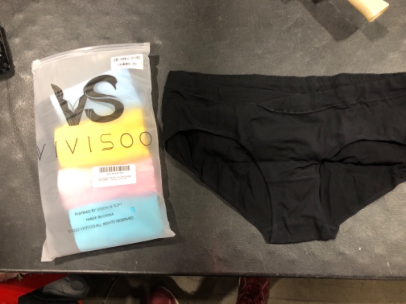 Photo 1 of 5 pair of women's underwear. Size 2XL