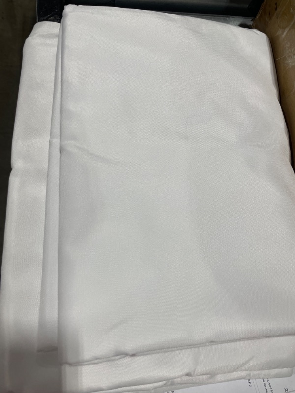 Photo 2 of 2 Round White Table Covers 40x30x16