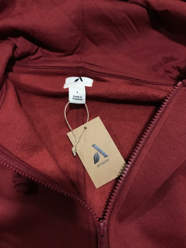 Photo 3 of Amazon Aware Men's Full-Zip Hooded Fleece Sweatshirt Small Burgundy