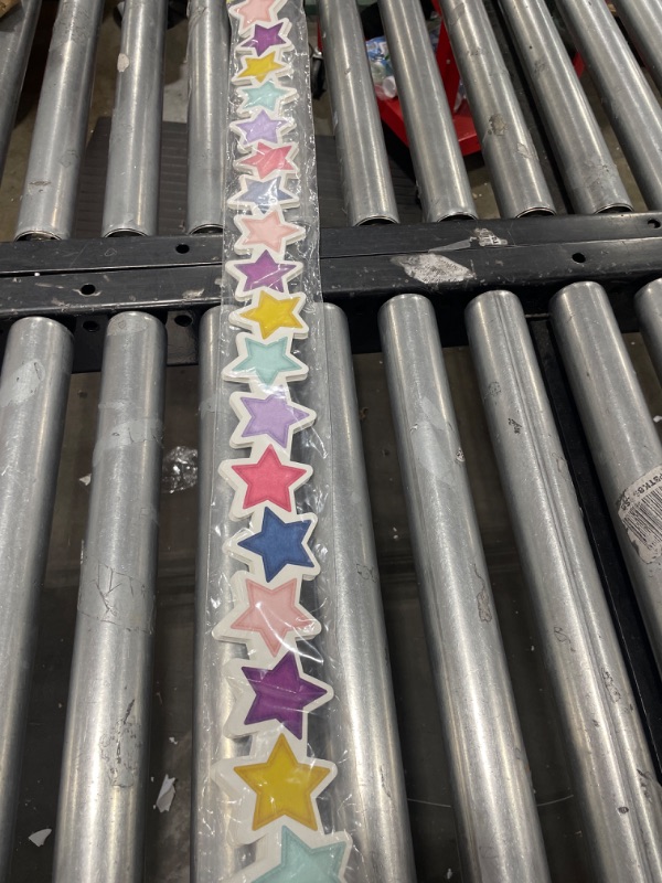 Photo 1 of Teacher Created Resources Oh Happy Day Stars Die-Cut Border Trim (TCR9089)