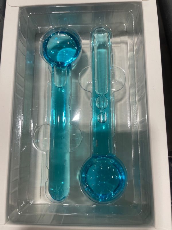 Photo 2 of 2 Pcs Ice Globes for Facials,Massaging Facial Ice Globes With Removable Rubber Grips and Anti-Freeze Liquid,Facial Globes to Reduce Puffiness, Pores, Wrinkles,Dark Circles (137*50mm, pink) 137*50mm Blue 