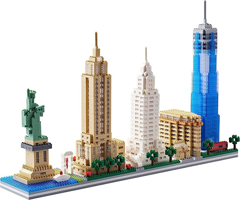 Photo 1 of BIDIUTOY Architecture New York City, New York Skyline Model Kit-with 3452 pcs+ Micro Mini Blocks, Collection Building Set Architectural Model Toys Great Gifts for Kids & Adults
