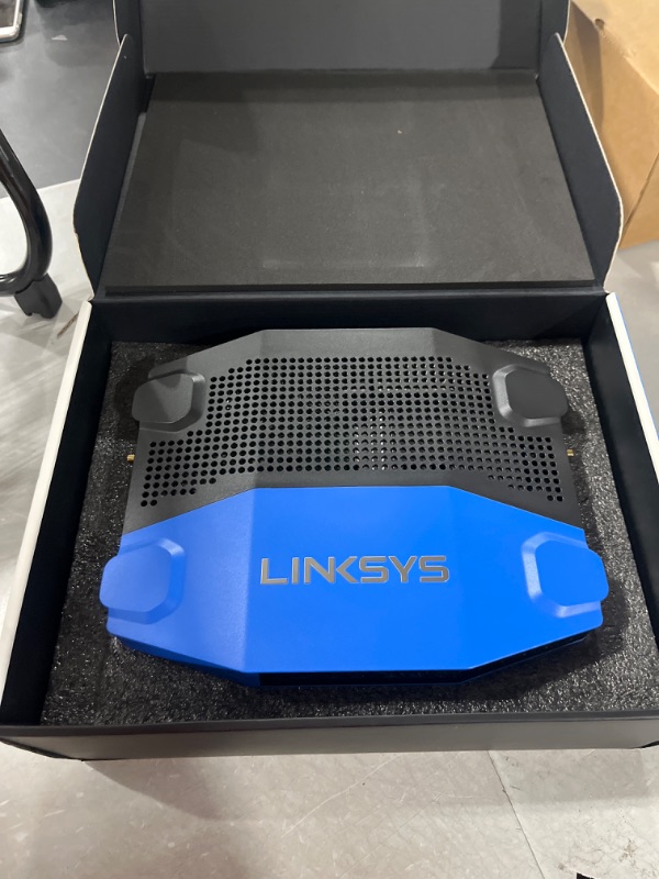 Photo 2 of Linksys WRT3200ACM: AC3200 Dual-Band Gigabit Wi-Fi Router, Beamforming Tri-Stream Wireless Signal, Ethernet Ports, MU-MIMO (Black, Blue) - OPEN BOX FOR PHOTOS 
